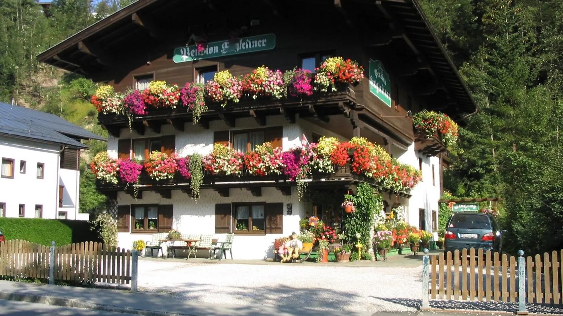Apartment In Saalbach Hinterglemm Near Ski Area Austria